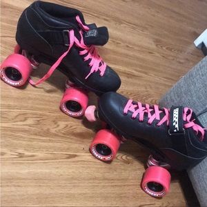 Skates
